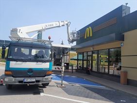 prace na wysokości, Ernest Gamrat Usługi podnośnikiem koszowym, wycinka drzew, Ostróda