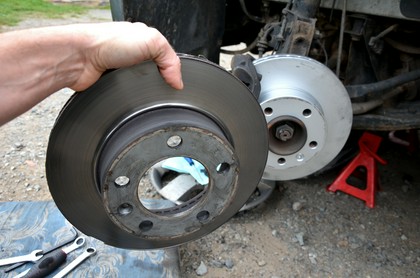 wymiana tarczy hamulcowych