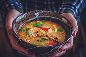 zupa ramen, Fabian Stube Nanami Sushi, Poznań