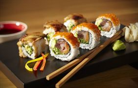 sushi z krewetką, Fabian Stube Nanami Sushi, Poznań