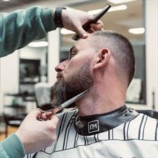 trymowanie zarostu, Czaja BarberShop, Poznań