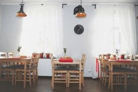 sala, Usługi gastronomiczne Maciej Jaskulski, Piaski
