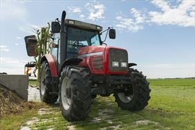 traktor, Startserwis Wojciech Perliński, Tulce