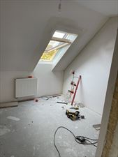 Przeróbka instalacji elektrycznej zgodnie z projektem, Dong Bau Group Sp. z o.o., Targowa Górka