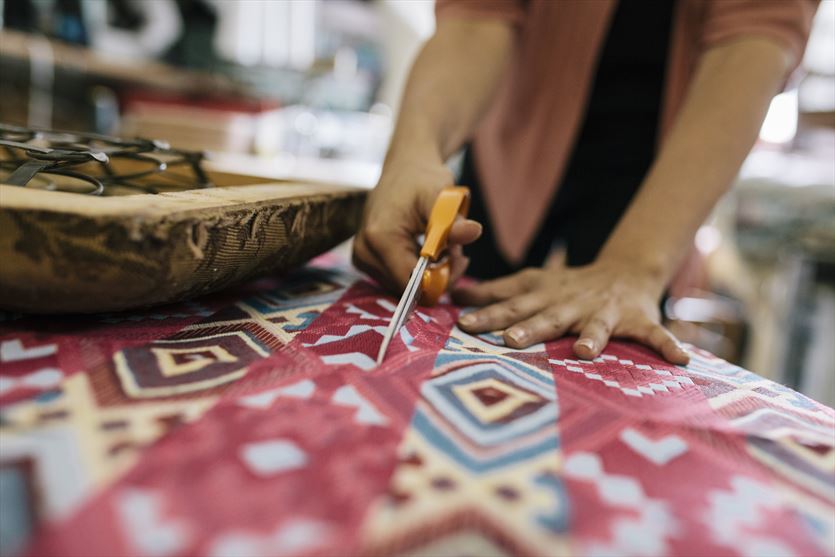 Szycie ubrań i przeróbki krawieckie, Krawcowa - Pracownia Krawiecka Bim- Style, Wysoka