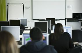 nauka pracy przy komputerze, CKK Akademia, Poznań