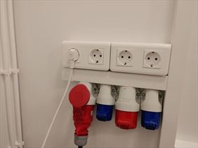 gniazdka, Tomasz Pietrzak Elektroinstalacje, Szczecin