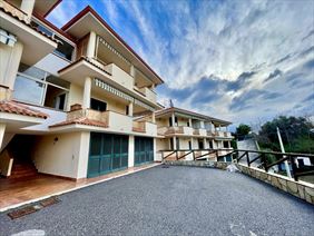 domy na sprzedaż we włoszech, Calabria Home Nieruchomości Grzegorz Ściebura, Żagań