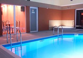 wypoczynek w hotelu z basenem, Polonia Kompleks wypoczynkowy Ryszard Szczepański, Rewal
