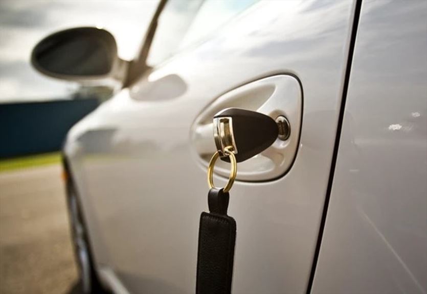 Dorabianie i kodowanie kluczyków samochodowych, Kamel Fhu, Szczecin