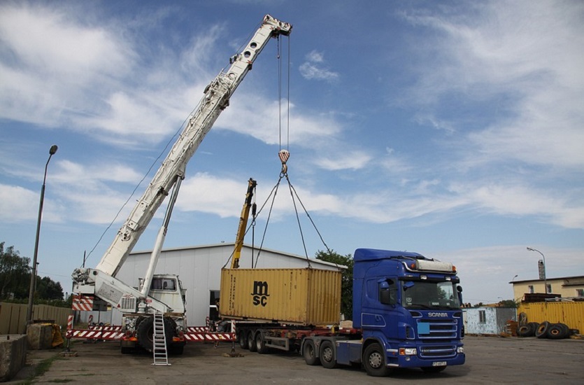 przyjazna Dźwigi, dźwigowe urządzenia - usługi, wypożyczanie, Koles Wynajem żurawi samochodowych. Transport niskopodwoziowy. Sprzęt budowlany, Gorzów Wielkopolski