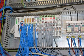 montaż instalacji, Elektroinstalatorstwo Bursztyn Piotr Dorociak, Żagań