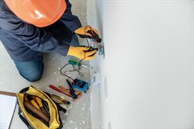 montaż elektroinstalacji, UWE Elektryk Kacper Ufland, Białcz