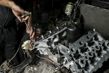 Wymiany i naprawa osprzętu silnika