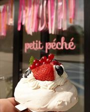 beza Pavlova, Petit Péché, Warszawa