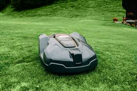 robot koszący, Zycher Serwis Naprawa kosiarek ,pilarek, traktorków ogrodowych, Nieporęt