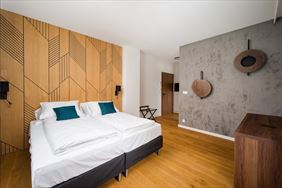 gospodarstwo agroturystyczne, winnica, Agroturystyka Maro, Trzebuń