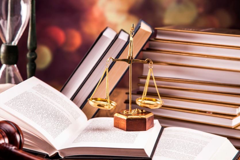 Oferujemy profesjonalne porady prawne, Marzena Obidzińska-Czarzasta Adwokat, Przasnysz