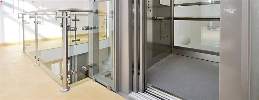 przyjazna Dźwigi, dźwigowe urządzenia, El-Dźwig Warszawa Krzysztof Maciak, Warszawa