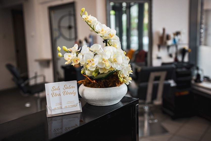 Usługi fryzjerskie i kosmetyczne, Salon Urody Dorota Kruczykowska, Warszawa