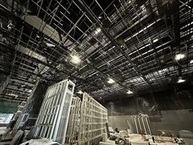 sufit kasetonowy do lokali usługowych, Sufity kasetonowe - Vitalii lukianenko, Warszawa