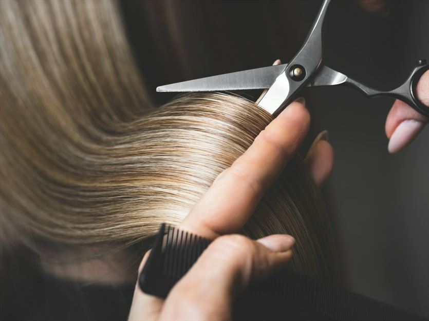 Stylizacja i regeneracja włosów , Salon Fryzjerski 