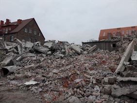 gruz po wyburzeniu, Taurus Mariusz Kaczmarski, Janki