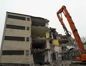 wyburzanie budynku, Taurus Mariusz Kaczmarski, Janki