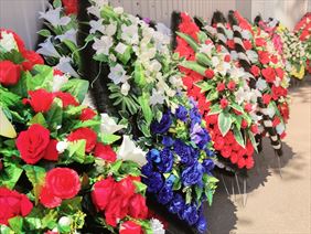 wieńce z kwiatów sztucznych, Kwiaciarnia 25 - Wieńce pogrzebowe, Warszawa