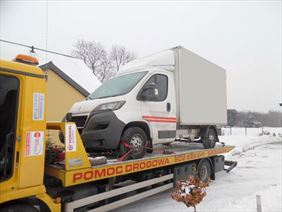 usługi holownicze, Tomasz Kryński Usługi transportowo-holownicze, Siedlce