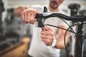 serwis rowerowy, Illia Nikolaienko Wheelman- Sklep i Serwis Rowerowy, Oława