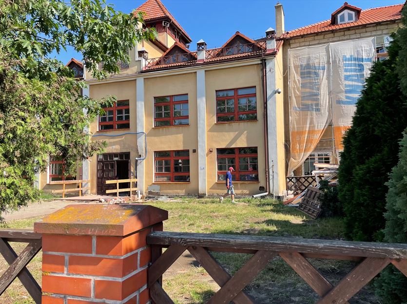 Okna i drzwi z montażem, Bud-Expert Centrum okien i drzwi, Poniatowice