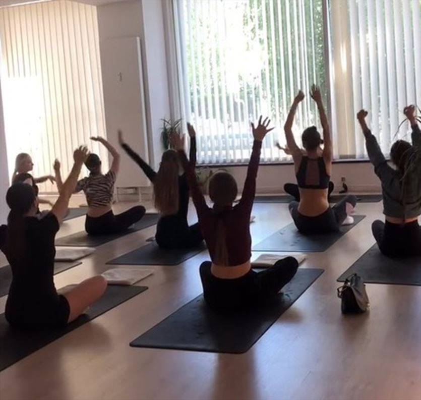 Treningi grupowe i indywidualne dla wszystkich, GoClub Garden: Stretching, Pilates, Yoga, Step, Wrocław
