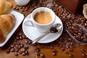 kawa w filiżance, Coffee Top Arkadiusz Turczynin, Kłodzko