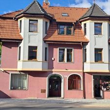 Willa Pod Wieżami, Willa Pod Wieżami, Karpacz