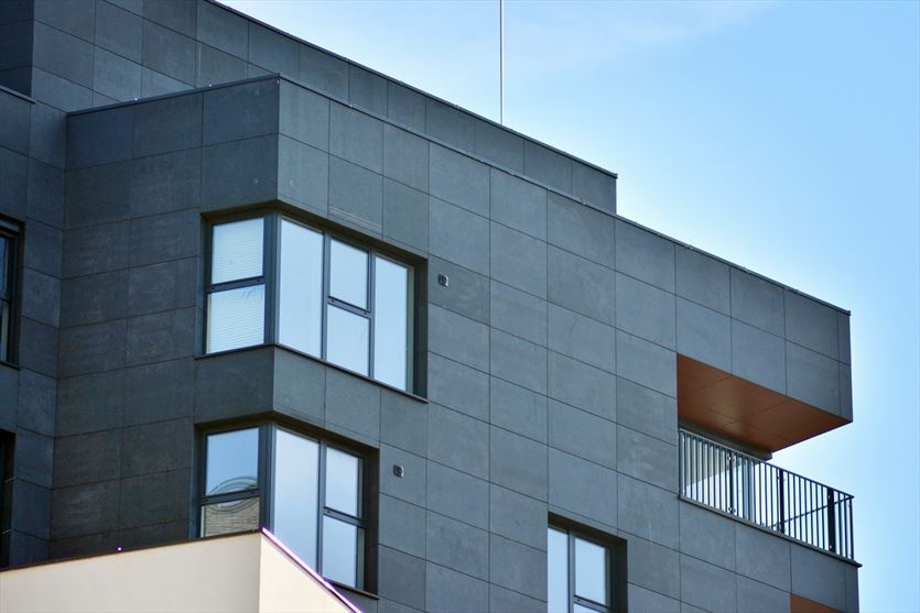 Montaż nowoczesnych elewacji, Wybudowani Marek Piwowarczyk, Święta Katarzyna