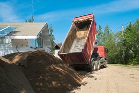 tłuczeń, Transport kruszyw - Jan Poniewski, Strzeszów