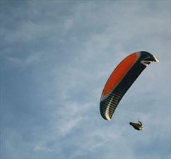 szycie uprzęży paralotniowych, Parapol Sp. z o.o., Środa Śląska