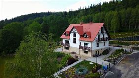 dom wypoczynkowy, Na Jaskółczej Pokoje gościnne Jerzy Starosta, Świeradów-Zdrój