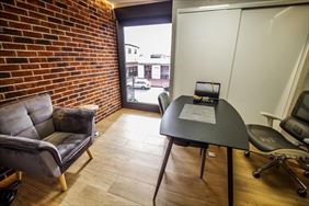 poczekalnia w firmie Auto-Mechanika, Łucar Łukasz Mielnik, Wrocław