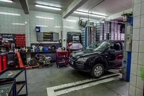 auto w naprawie, Łucar Łukasz Mielnik, Wrocław
