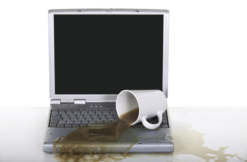 Zalany laptop - co zrobić w takiej sytuacji? Zalany laptop - co zrobić w takiej sytuacji?