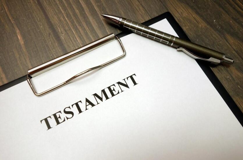 Jak przygotować się do testamentu u notariusza w centrum Słupska i jakie dokumenty zabrać