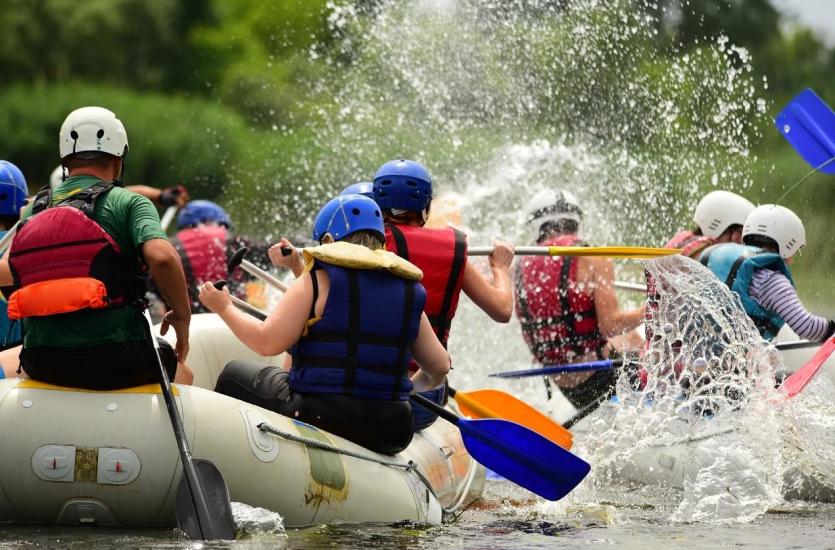 Gdzie najlepiej wybrać się na rafting w Polsce?