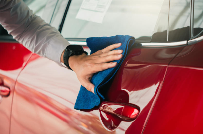 Naturalny czy syntetyczny? Jaki wosk do karoserii polecają specjaliści z Diamond Car Detailing? Naturalny czy syntetyczny? Jaki wosk do karoserii polecają specjaliści z Diamond Car Detailing?