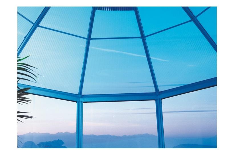 Tworzywa sztuczne do przeszkleń w ofercie Plastics Group