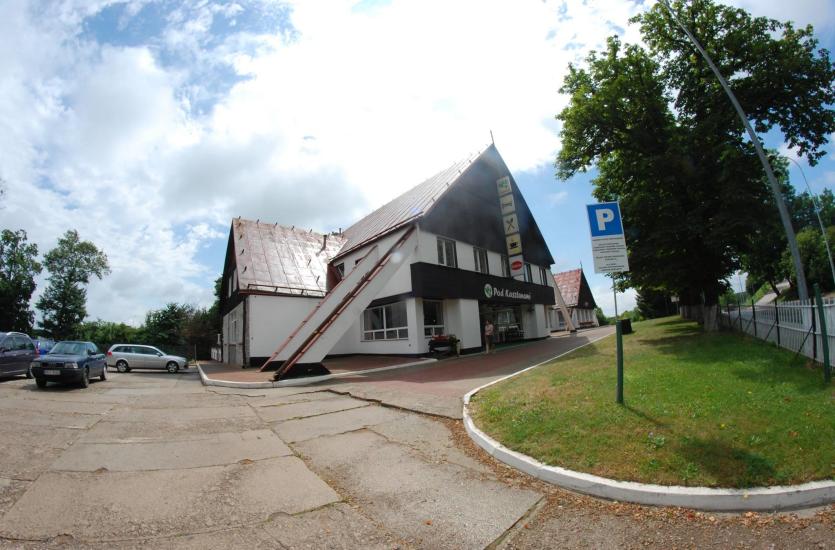 Kolonijna baza noclegowa – jak powinna wyglądać?