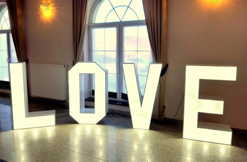 Organizacja ślubu i wesela z firmą „Wedding Art Studio”