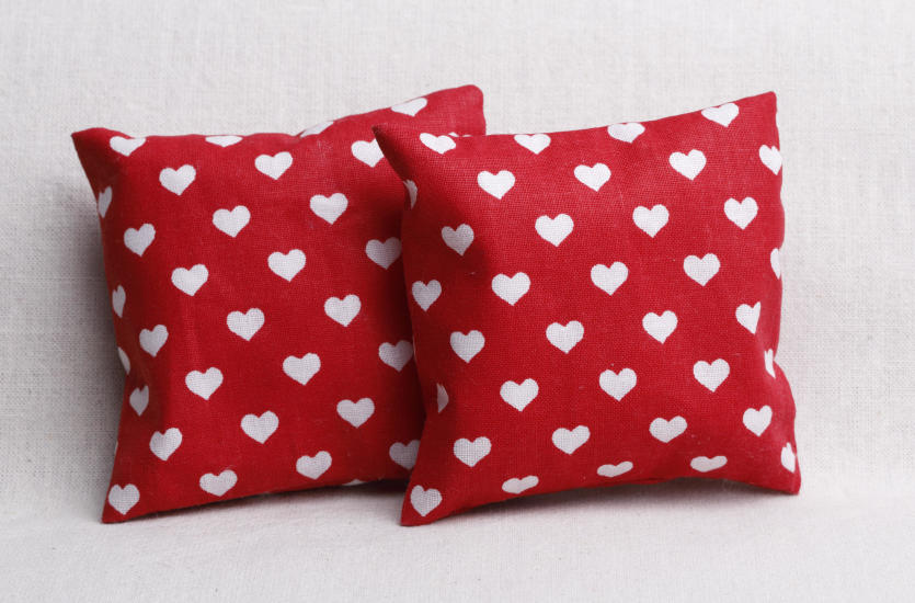 Poduszka ze Studia Poduch Little Dreams jako pomysł na prezent