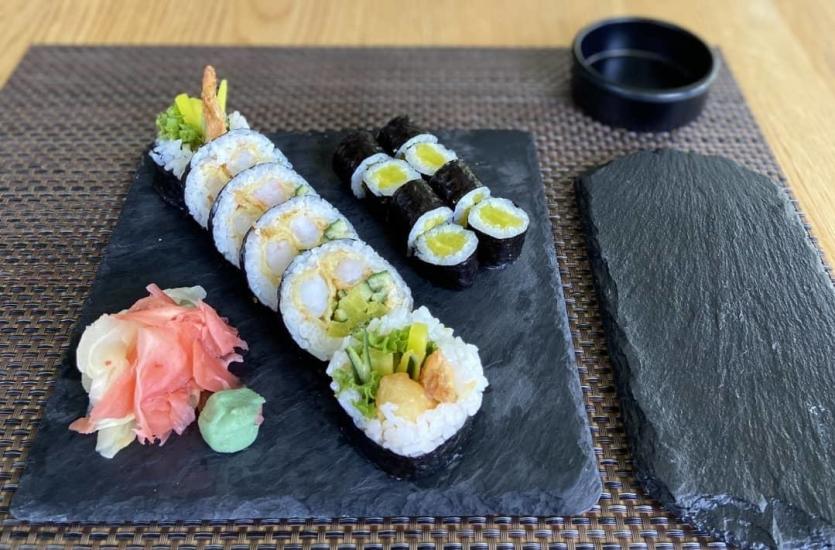 Japoński sos sojowy do sushi – co na jego temat podpowiadają kucharze z restauracji Zano Sushi? Japoński sos sojowy do sushi – co na jego temat podpowiadają kucharze z restauracji Zano Sushi?